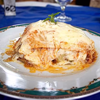 Lazaña con jamón y queso blanco